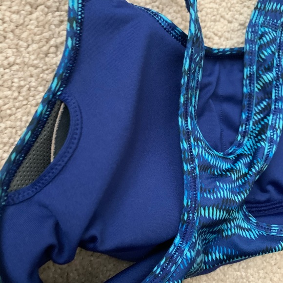 Nike Pro Sports Bra - Picture 3 of 3